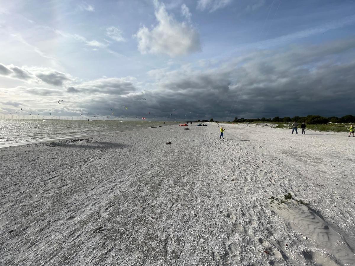 Family Home Grill, Beach, Relax - Workum Eksteriør billede